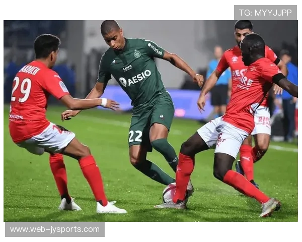 法甲昂热主场迎战梅斯，主队不败受青睐